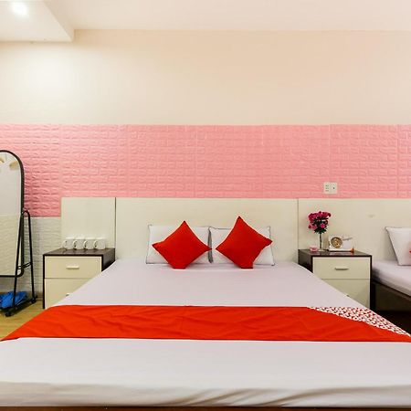 Oyo 373 Habana Hotel Хошимин Экстерьер фото