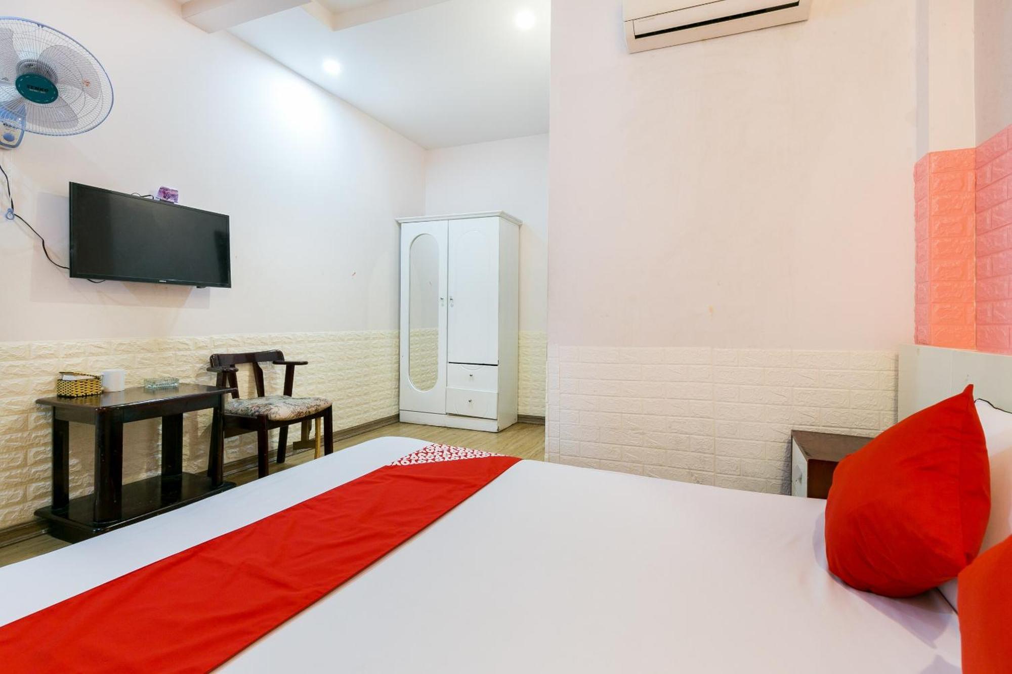 Oyo 373 Habana Hotel Хошимин Экстерьер фото