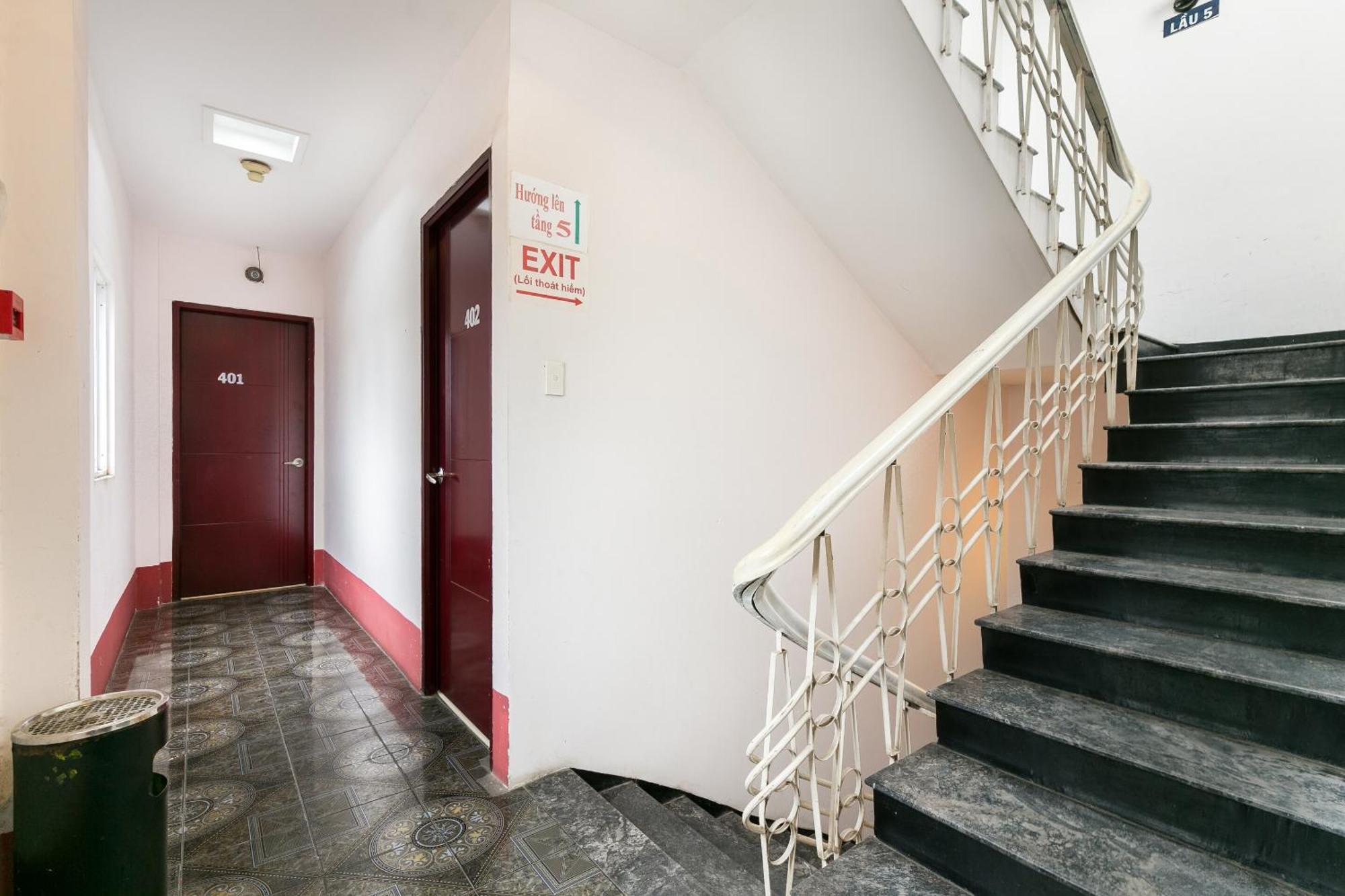 Oyo 373 Habana Hotel Хошимин Экстерьер фото