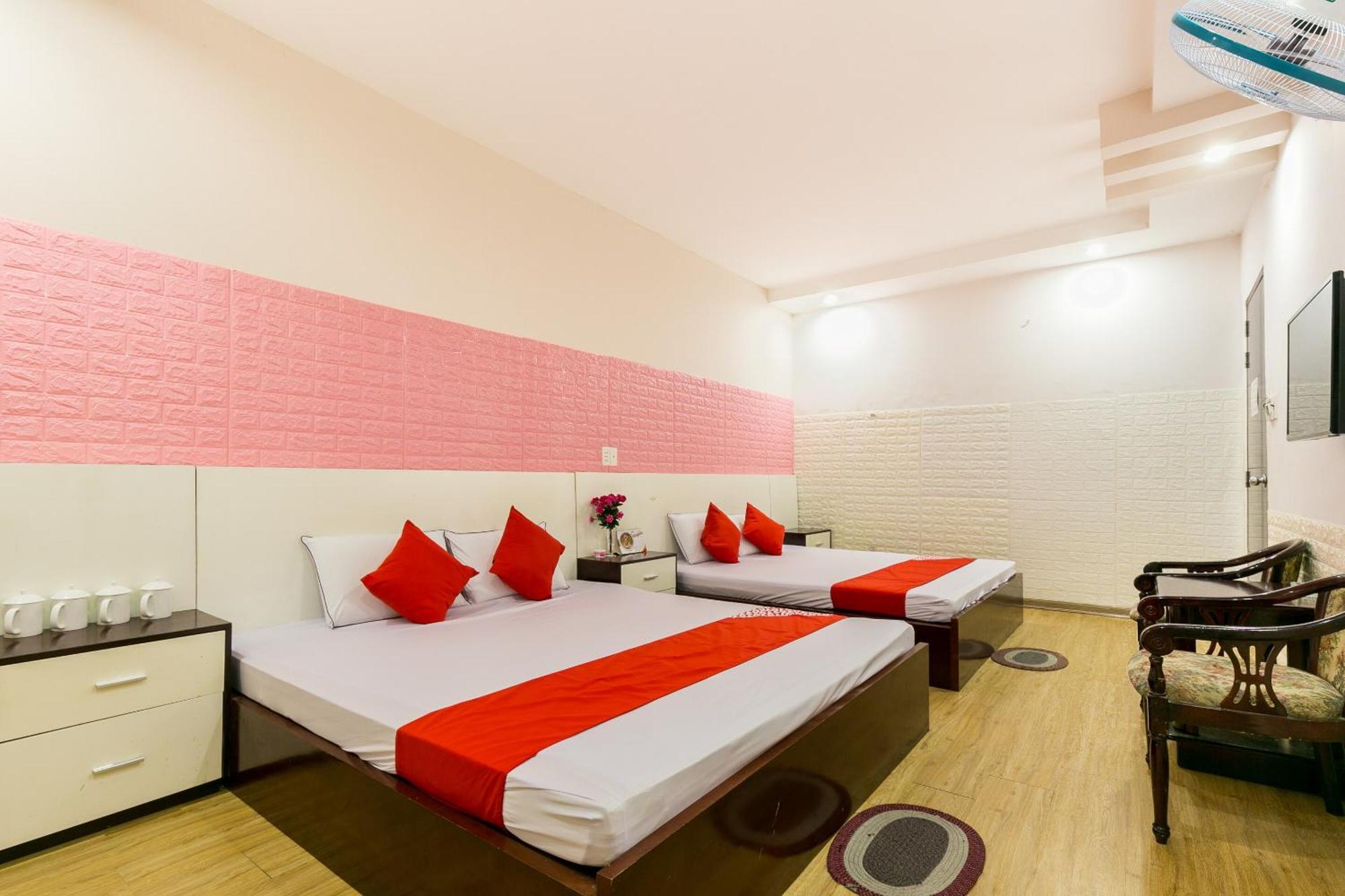 Oyo 373 Habana Hotel Хошимин Экстерьер фото