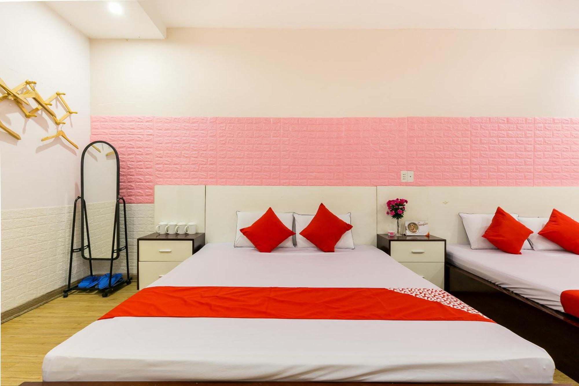 Oyo 373 Habana Hotel Хошимин Экстерьер фото